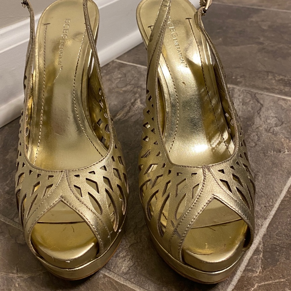 Bcbgeneratio Platform Open Toe Sling Back Heels. - image 3